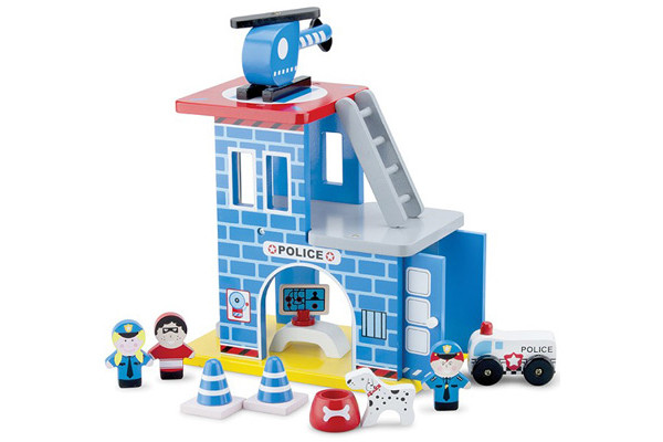 Houten politiebureau van New Classic Toys.