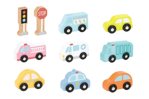 Met auto's, stoplicht en stopbord